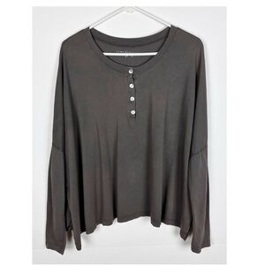 Jewel Toffier Top Size Small Henley Long Sleeve Dolman Gray
